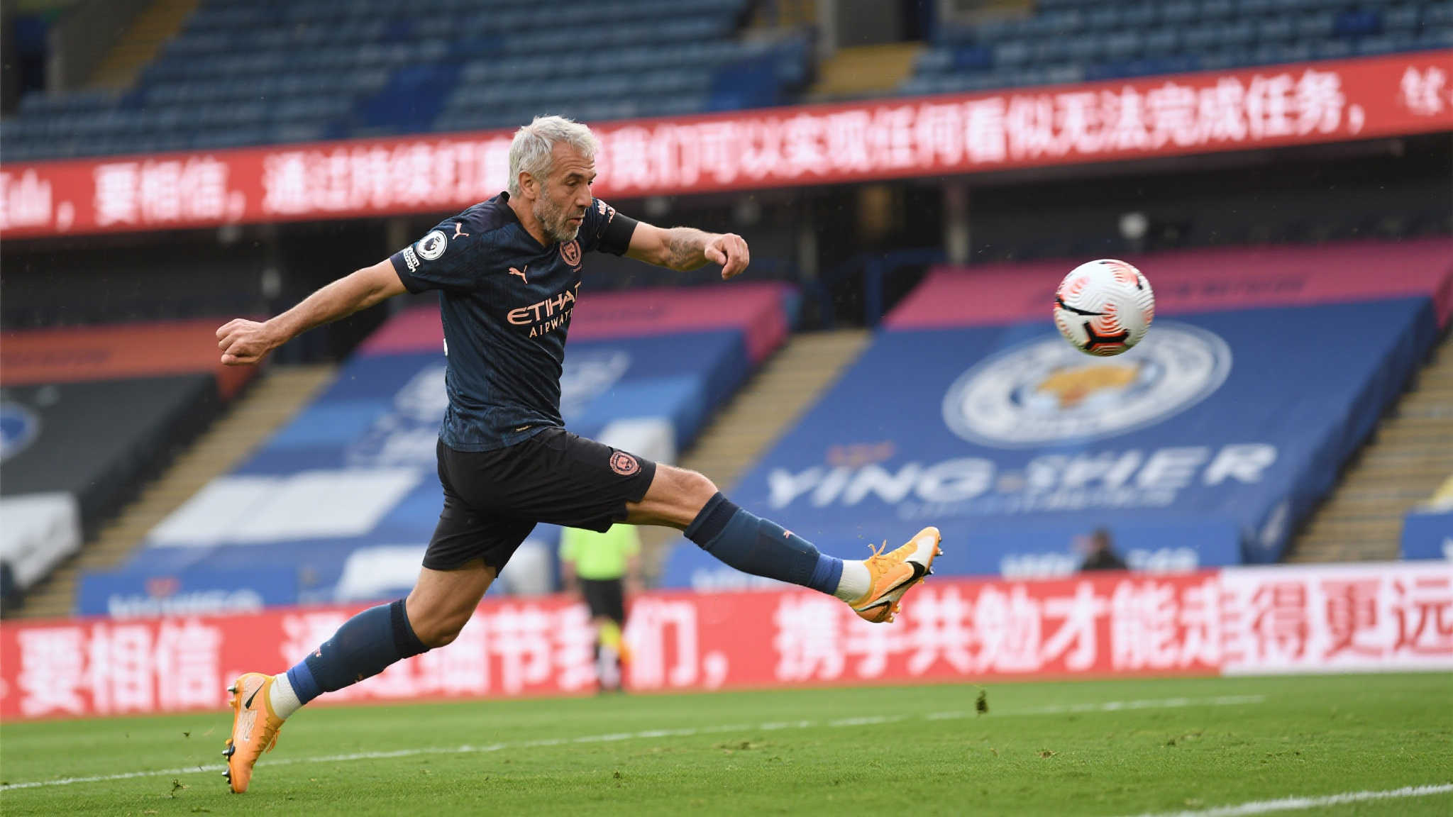 40岁卡索拉以最低工资助母队升甲，球衣收益10%捐青训新星培养